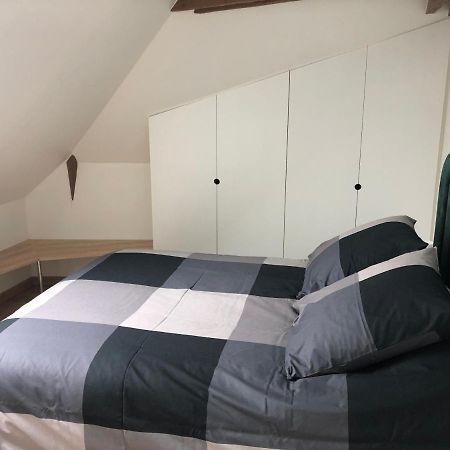 Residence Merlin Appart Des Druides Saint-Malon-sur-Mel Exterior foto